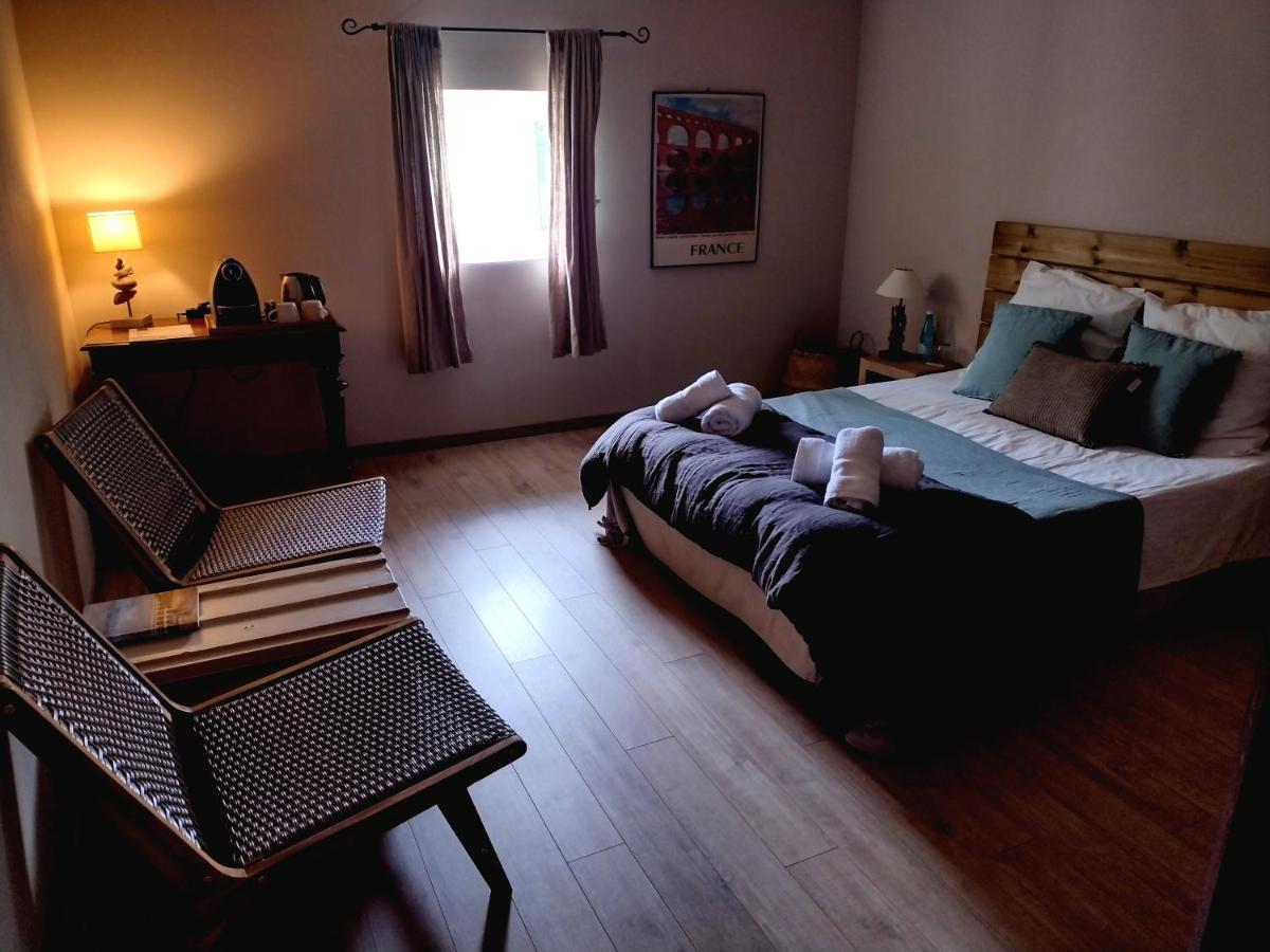 La Maison Des Autres, piscine chauffée, chambres d'hôtes proches Uzès, Nîmes, Pont du Gard Saint-Genies-de-Malgoires Esterno foto