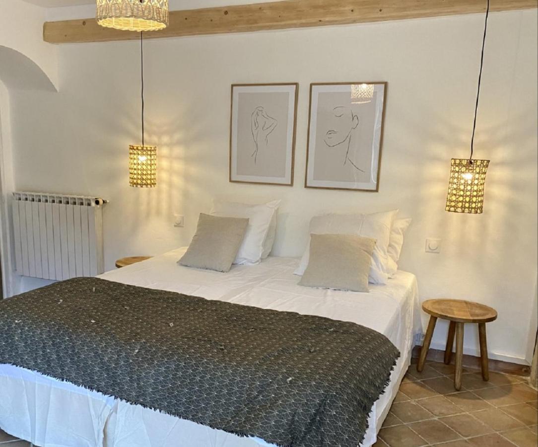 La Maison Des Autres, piscine chauffée, chambres d'hôtes proches Uzès, Nîmes, Pont du Gard Saint-Genies-de-Malgoires Esterno foto